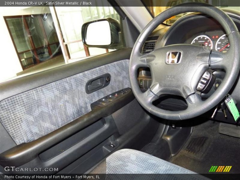 Satin Silver Metallic / Black 2004 Honda CR-V LX