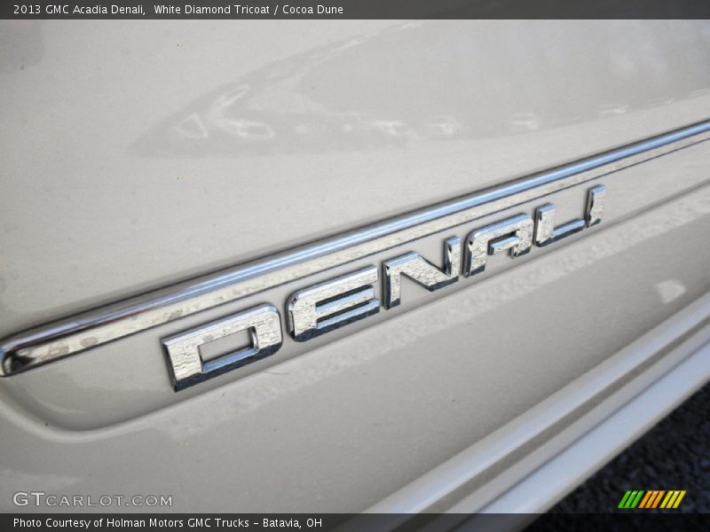 White Diamond Tricoat / Cocoa Dune 2013 GMC Acadia Denali