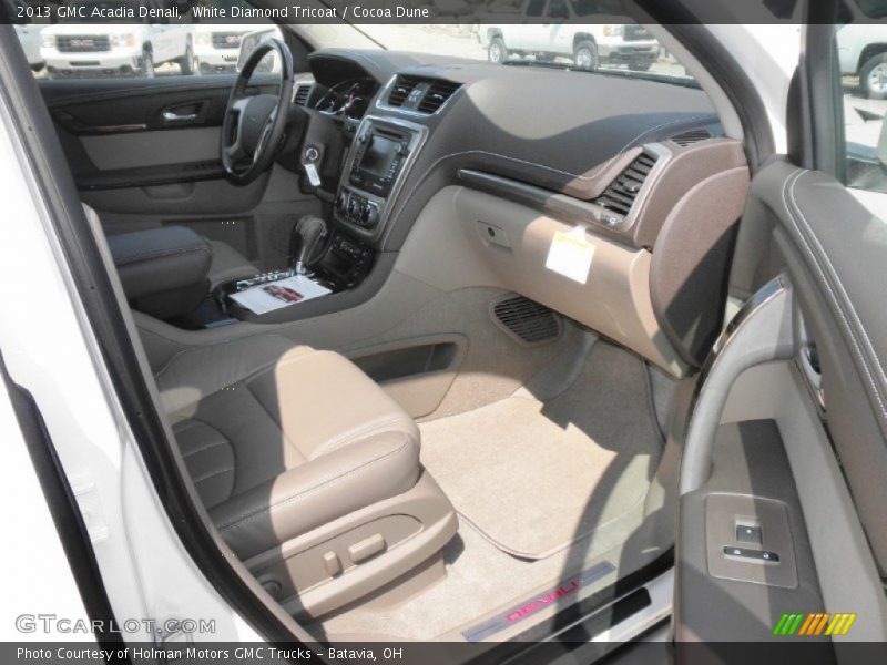 White Diamond Tricoat / Cocoa Dune 2013 GMC Acadia Denali