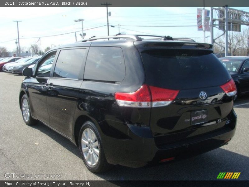 Black / Bisque 2011 Toyota Sienna XLE AWD