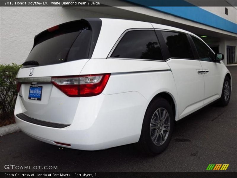 White Diamond Pearl / Beige 2013 Honda Odyssey EX