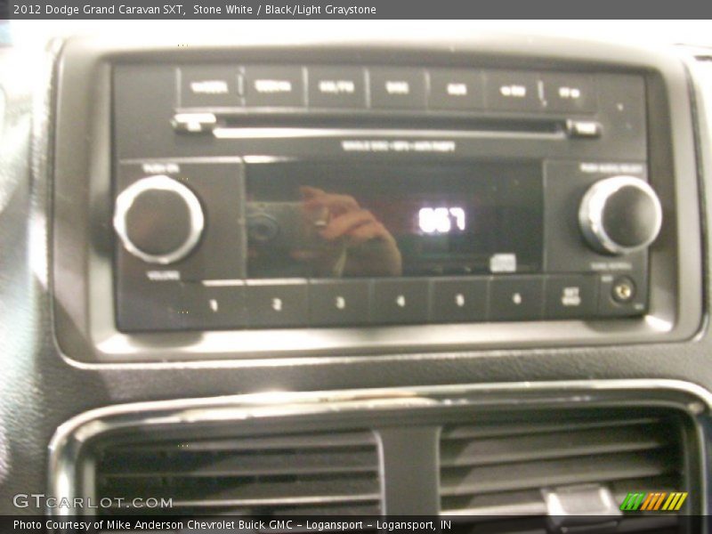 Stone White / Black/Light Graystone 2012 Dodge Grand Caravan SXT