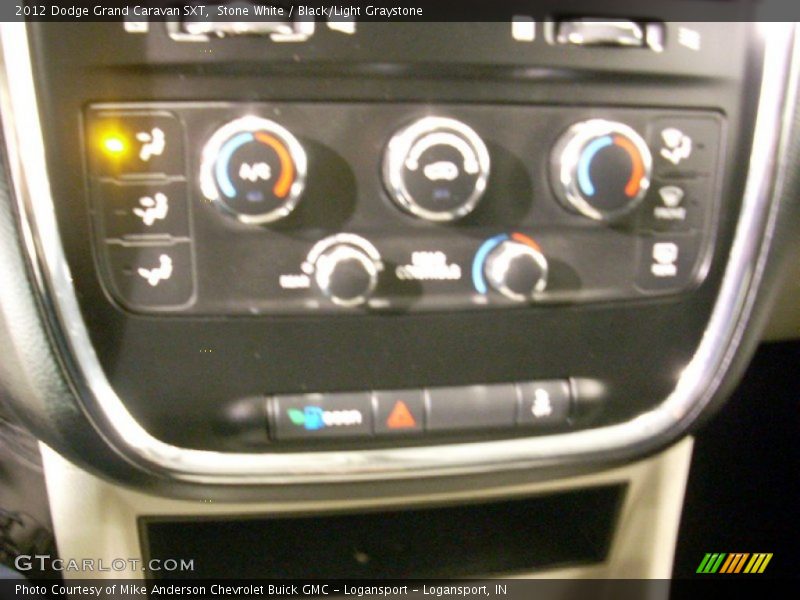 Stone White / Black/Light Graystone 2012 Dodge Grand Caravan SXT