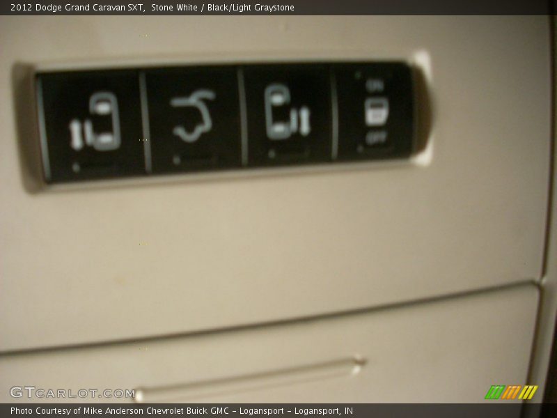 Stone White / Black/Light Graystone 2012 Dodge Grand Caravan SXT