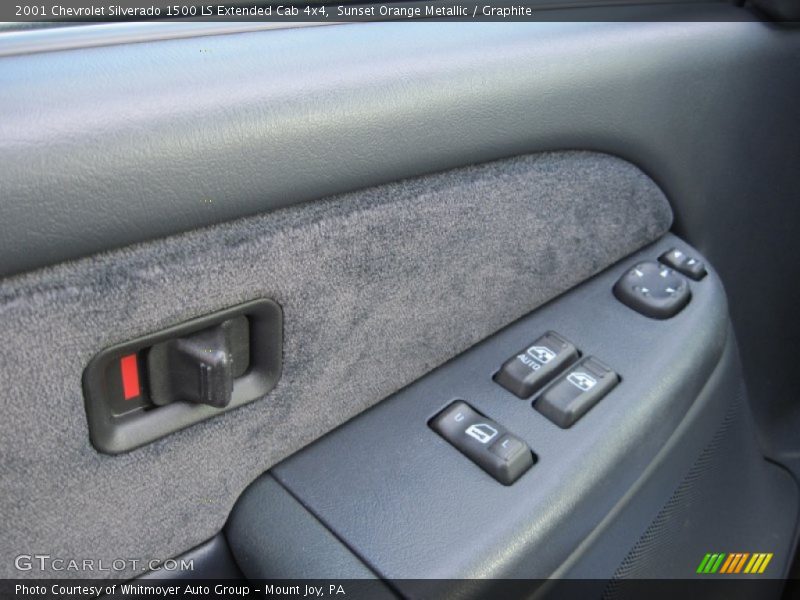 Controls of 2001 Silverado 1500 LS Extended Cab 4x4