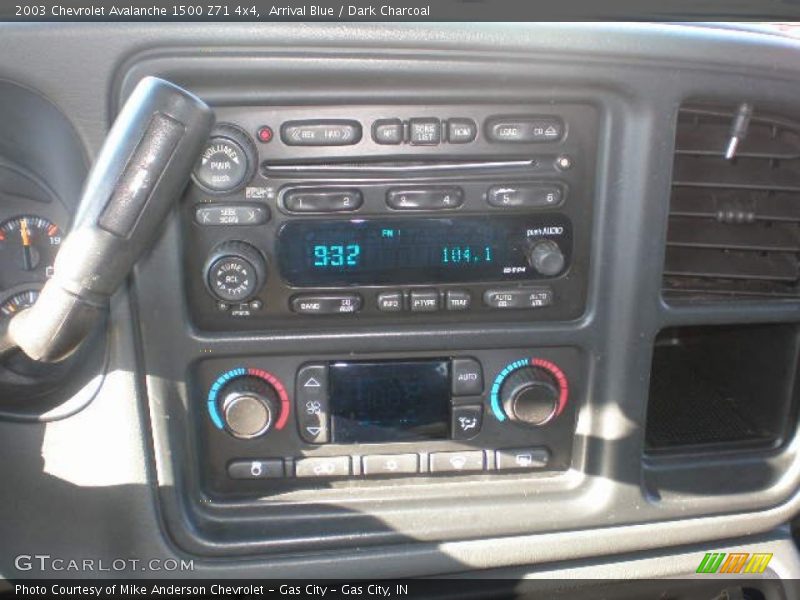 Arrival Blue / Dark Charcoal 2003 Chevrolet Avalanche 1500 Z71 4x4