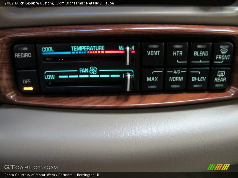Light Bronzemist Metallic / Taupe 2002 Buick LeSabre Custom