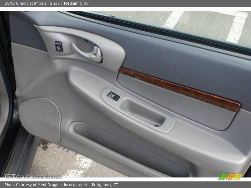 Black / Medium Gray 2000 Chevrolet Impala