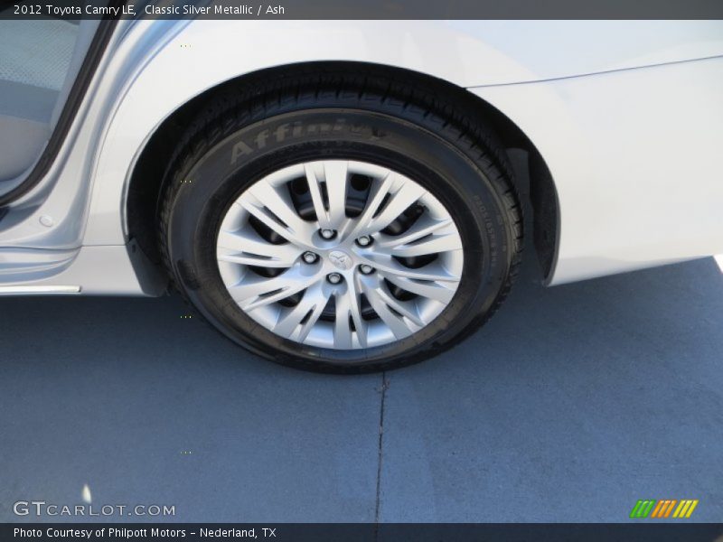 Classic Silver Metallic / Ash 2012 Toyota Camry LE