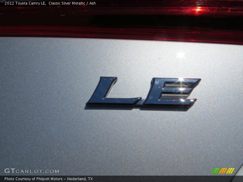 Classic Silver Metallic / Ash 2012 Toyota Camry LE