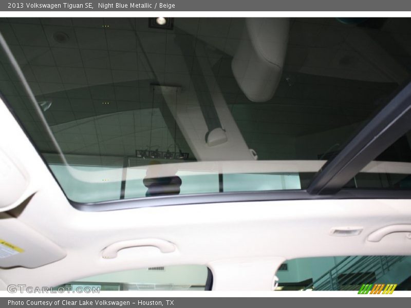 Night Blue Metallic / Beige 2013 Volkswagen Tiguan SE