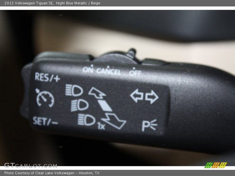 Night Blue Metallic / Beige 2013 Volkswagen Tiguan SE