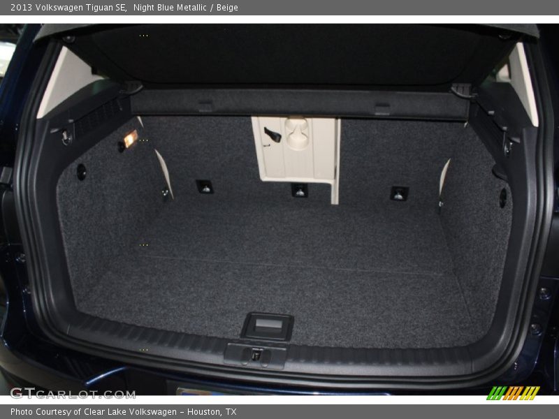 Night Blue Metallic / Beige 2013 Volkswagen Tiguan SE