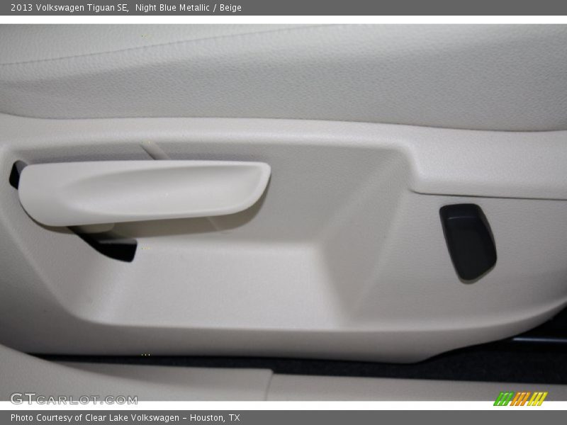 Night Blue Metallic / Beige 2013 Volkswagen Tiguan SE