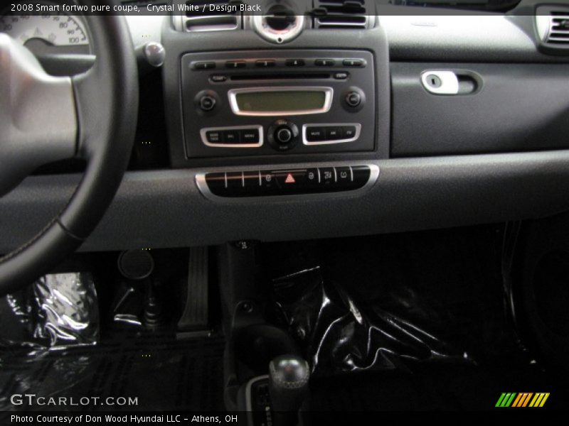 Crystal White / Design Black 2008 Smart fortwo pure coupe