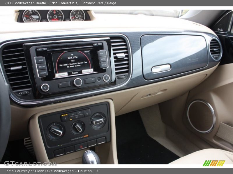 Controls of 2013 Beetle Turbo Convertible