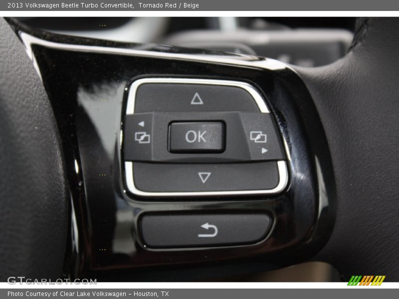 Controls of 2013 Beetle Turbo Convertible