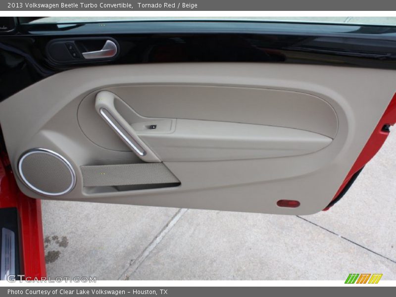 Door Panel of 2013 Beetle Turbo Convertible
