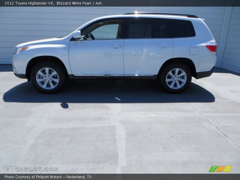 Blizzard White Pearl / Ash 2012 Toyota Highlander V6