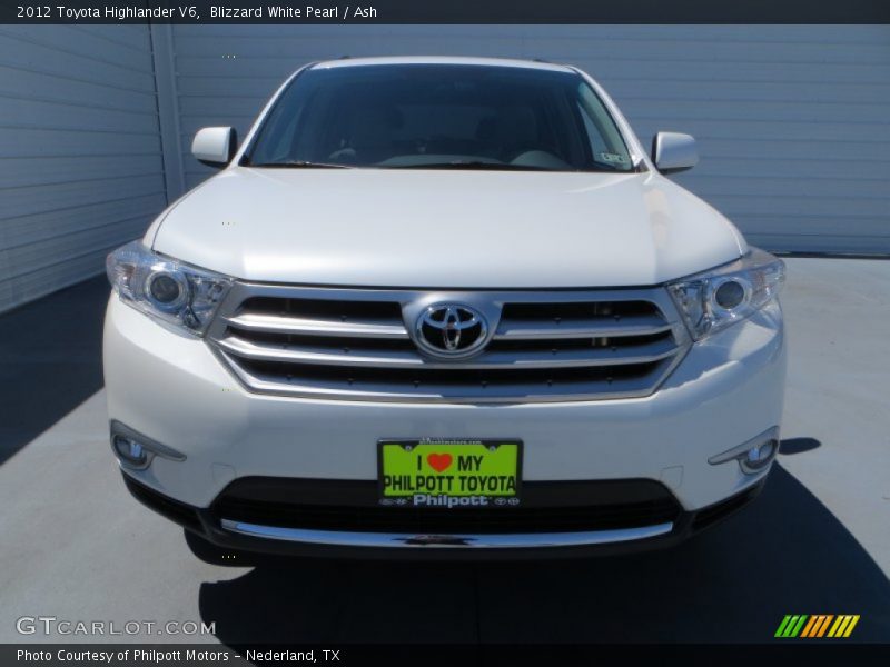 Blizzard White Pearl / Ash 2012 Toyota Highlander V6