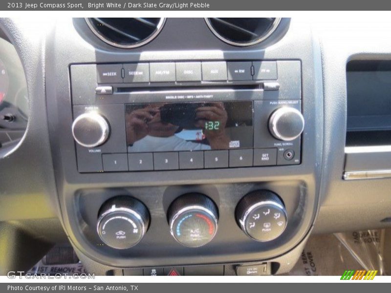 Bright White / Dark Slate Gray/Light Pebble 2013 Jeep Compass Sport