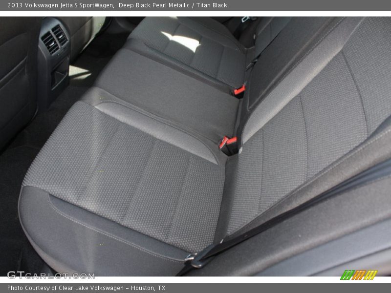Deep Black Pearl Metallic / Titan Black 2013 Volkswagen Jetta S SportWagen