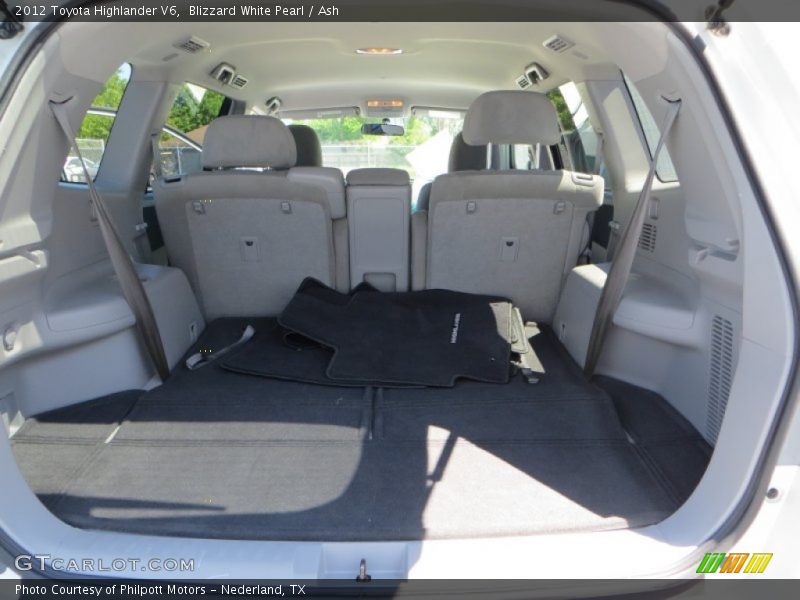 Blizzard White Pearl / Ash 2012 Toyota Highlander V6