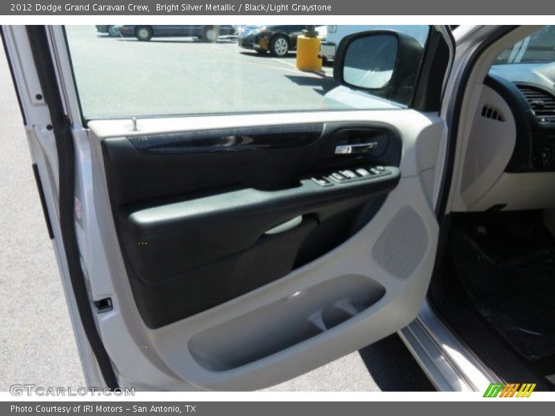Bright Silver Metallic / Black/Light Graystone 2012 Dodge Grand Caravan Crew