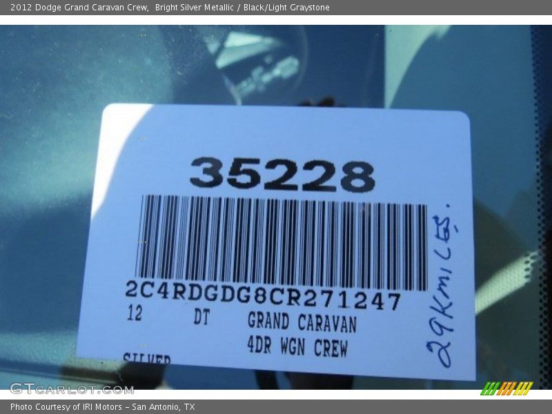 Bright Silver Metallic / Black/Light Graystone 2012 Dodge Grand Caravan Crew