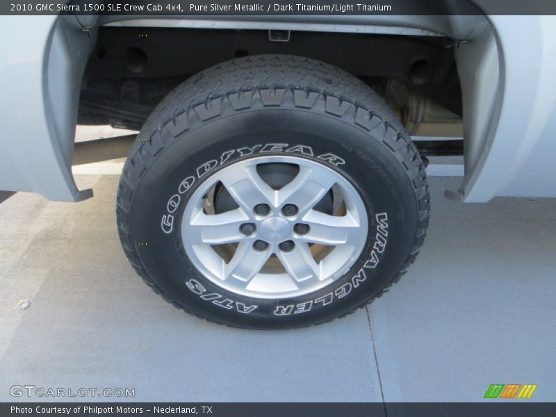 Pure Silver Metallic / Dark Titanium/Light Titanium 2010 GMC Sierra 1500 SLE Crew Cab 4x4