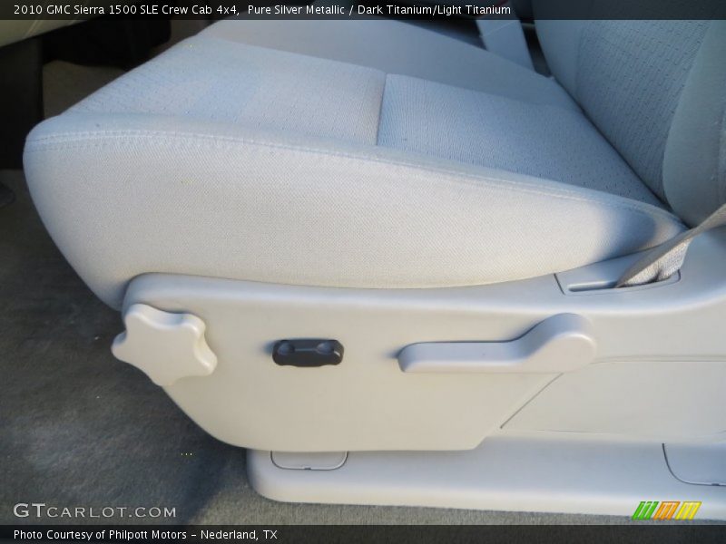 Pure Silver Metallic / Dark Titanium/Light Titanium 2010 GMC Sierra 1500 SLE Crew Cab 4x4