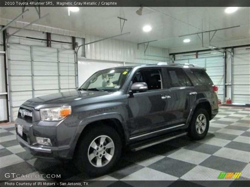 Magnetic Gray Metallic / Graphite 2010 Toyota 4Runner SR5