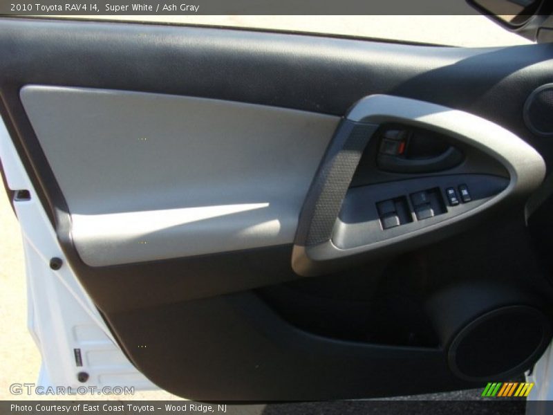 Super White / Ash Gray 2010 Toyota RAV4 I4
