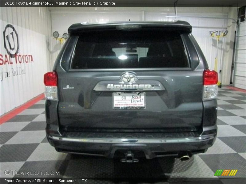 Magnetic Gray Metallic / Graphite 2010 Toyota 4Runner SR5