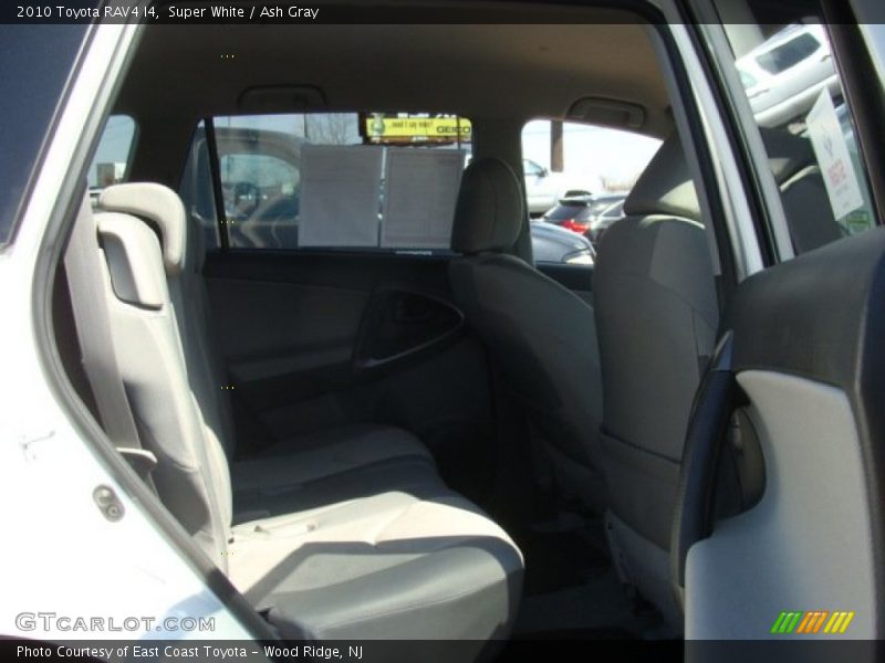 Super White / Ash Gray 2010 Toyota RAV4 I4