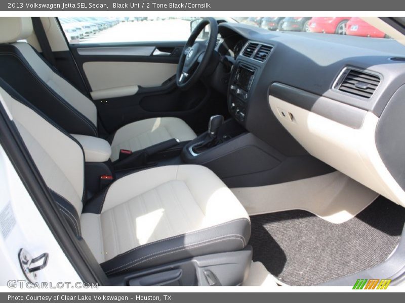 Black Uni / 2 Tone Black/Cornsilk 2013 Volkswagen Jetta SEL Sedan