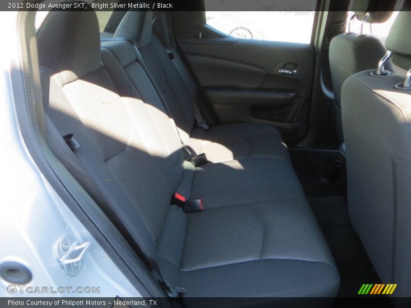 Bright Silver Metallic / Black 2012 Dodge Avenger SXT