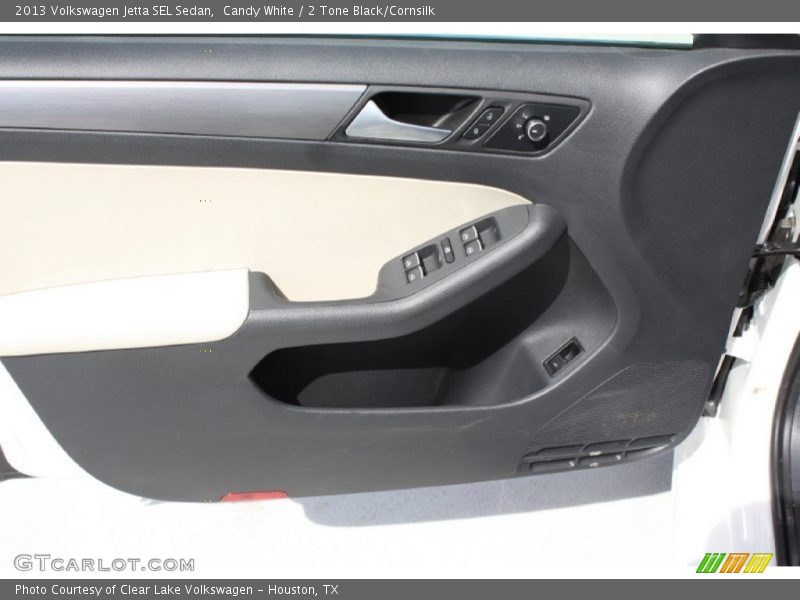 Candy White / 2 Tone Black/Cornsilk 2013 Volkswagen Jetta SEL Sedan