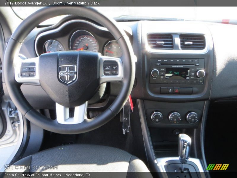 Bright Silver Metallic / Black 2012 Dodge Avenger SXT