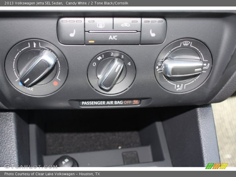 Candy White / 2 Tone Black/Cornsilk 2013 Volkswagen Jetta SEL Sedan