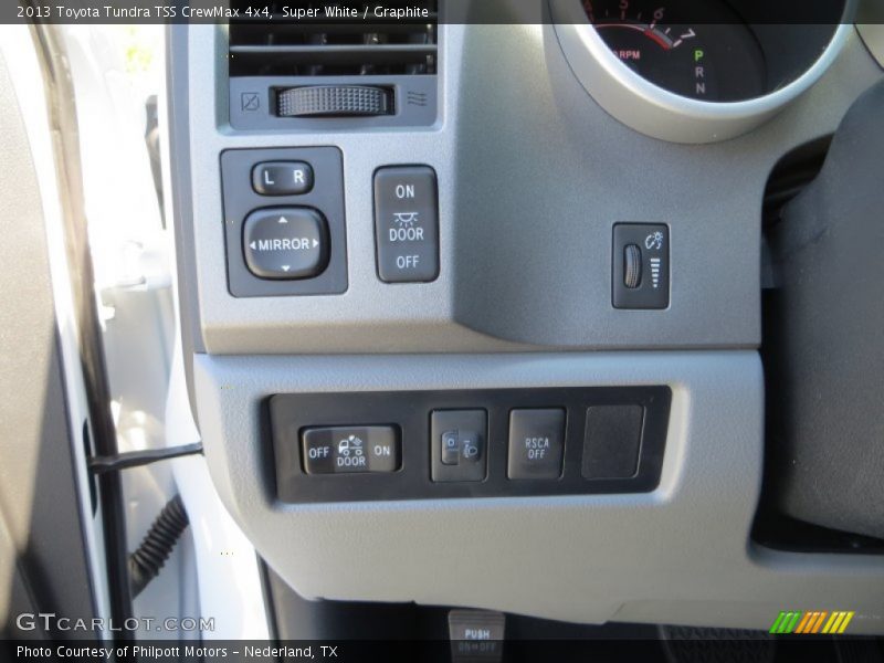 Super White / Graphite 2013 Toyota Tundra TSS CrewMax 4x4