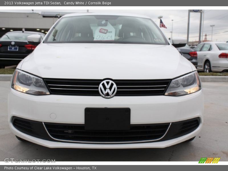 Candy White / Cornsilk Beige 2013 Volkswagen Jetta TDI Sedan