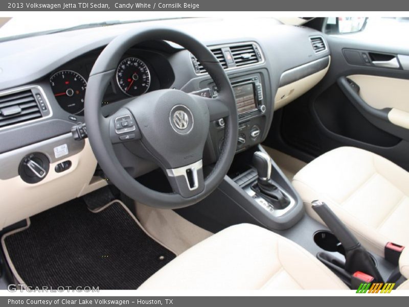 Candy White / Cornsilk Beige 2013 Volkswagen Jetta TDI Sedan