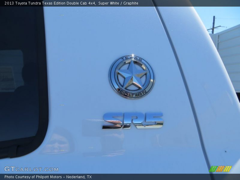 Super White / Graphite 2013 Toyota Tundra Texas Edition Double Cab 4x4
