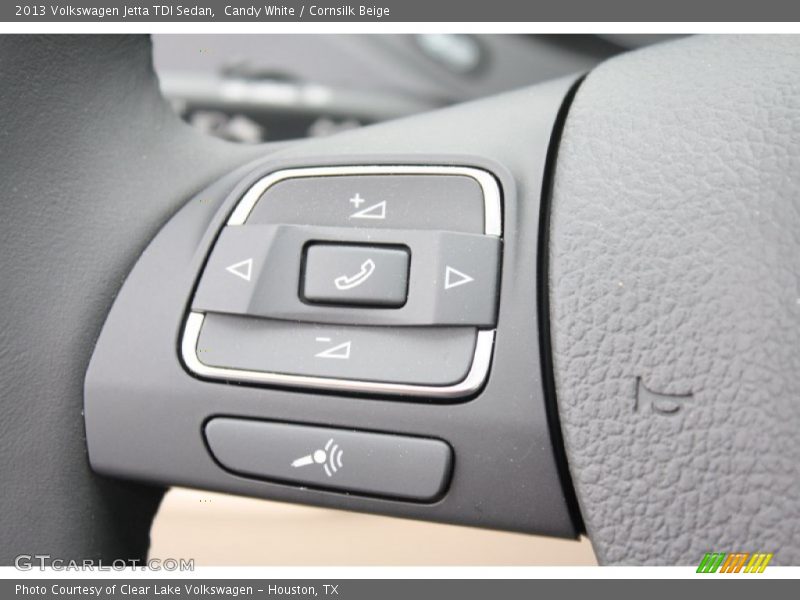 Candy White / Cornsilk Beige 2013 Volkswagen Jetta TDI Sedan