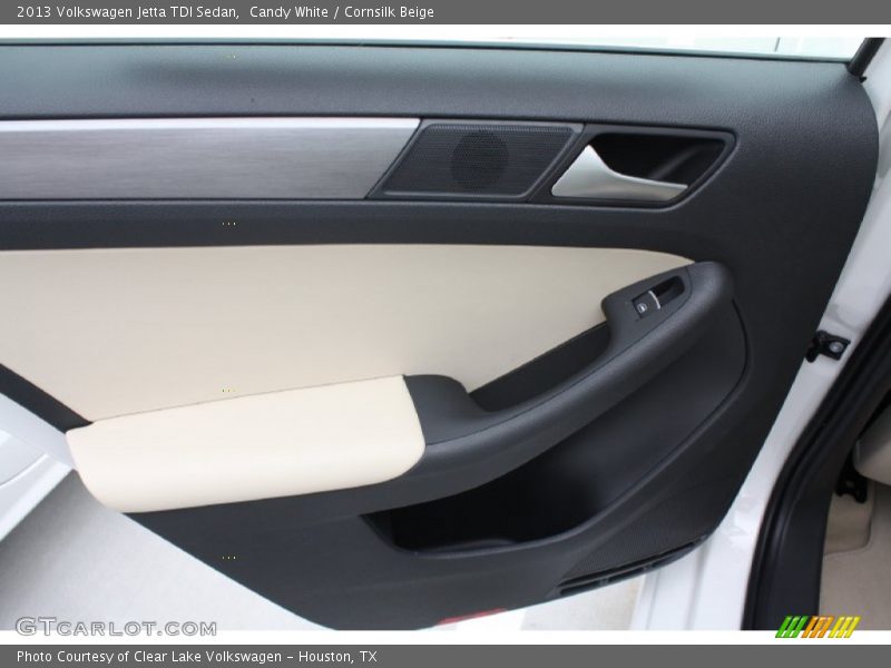 Candy White / Cornsilk Beige 2013 Volkswagen Jetta TDI Sedan