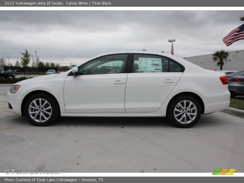 Candy White / Titan Black 2013 Volkswagen Jetta SE Sedan