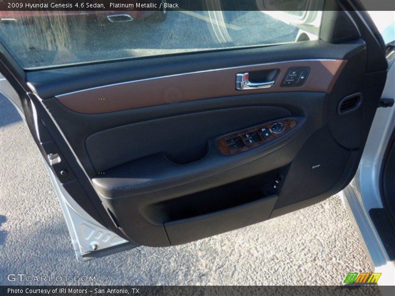 Platinum Metallic / Black 2009 Hyundai Genesis 4.6 Sedan