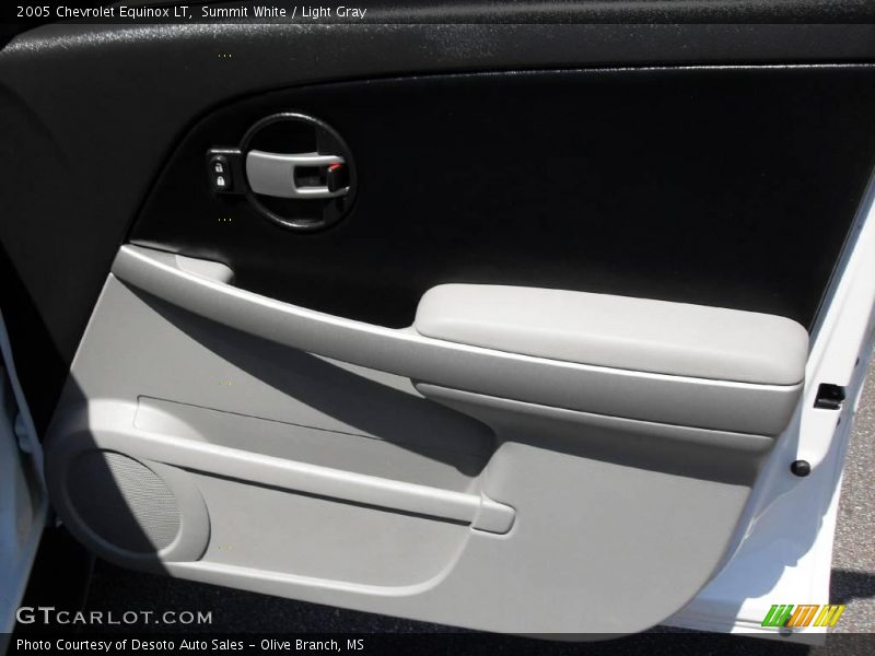 Summit White / Light Gray 2005 Chevrolet Equinox LT