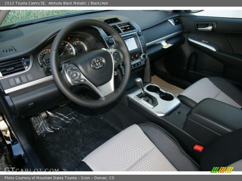 Attitude Black Metallic / Black/Ash 2013 Toyota Camry SE